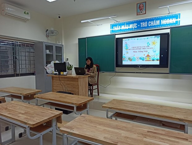 Thủ tướng Chính phủ chỉ đạo sớm mở cửa trường học trở lại sau Tết